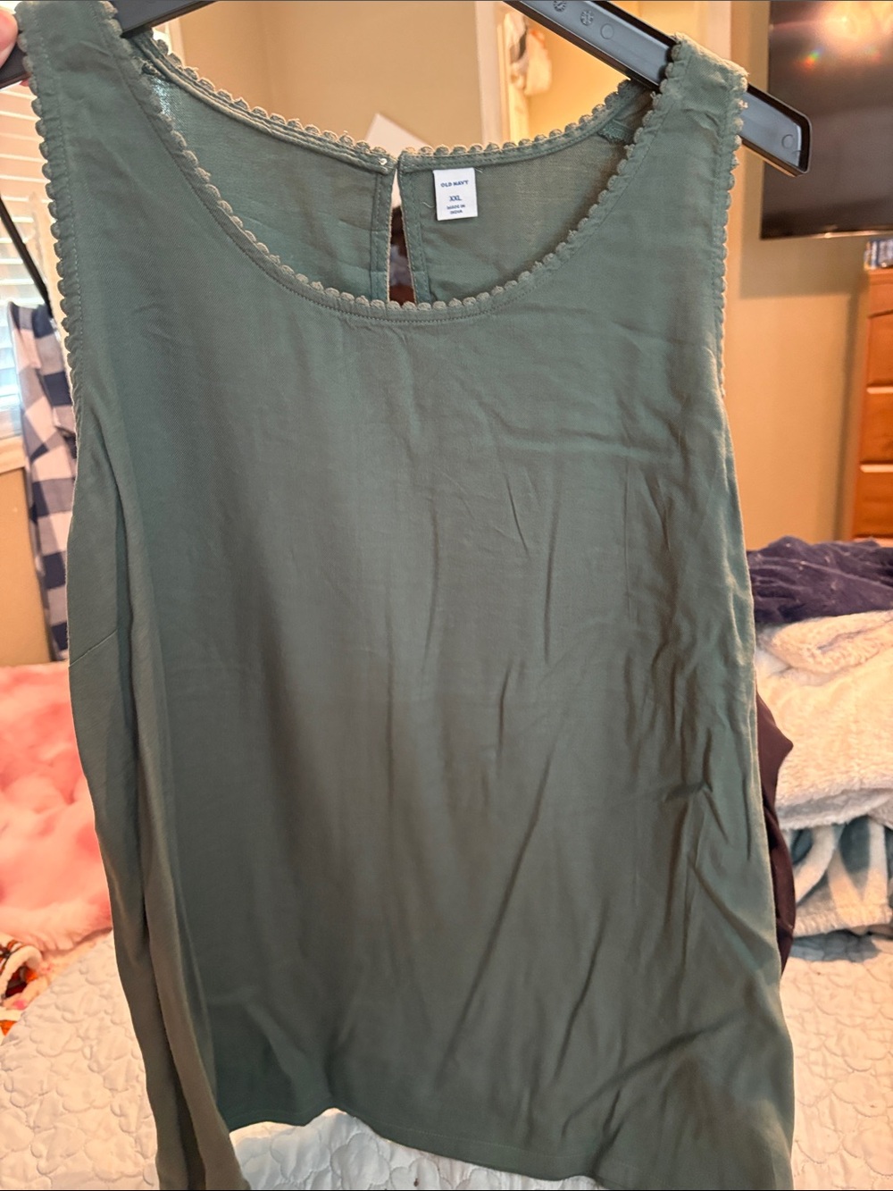 Old Navy Olive Green Crochet-Trim Sleeveless Tank